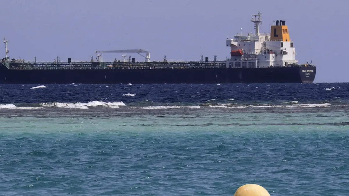 Petronas Vessel Gets Clearance to Navigate Red Sea Amid Regional Tensions