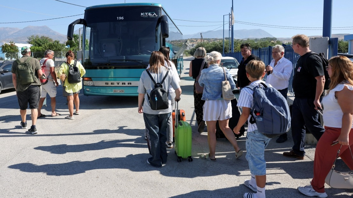 Greece Declares State of Emergency as Massive Crete Wildfire Forces 8,000 Evacuations