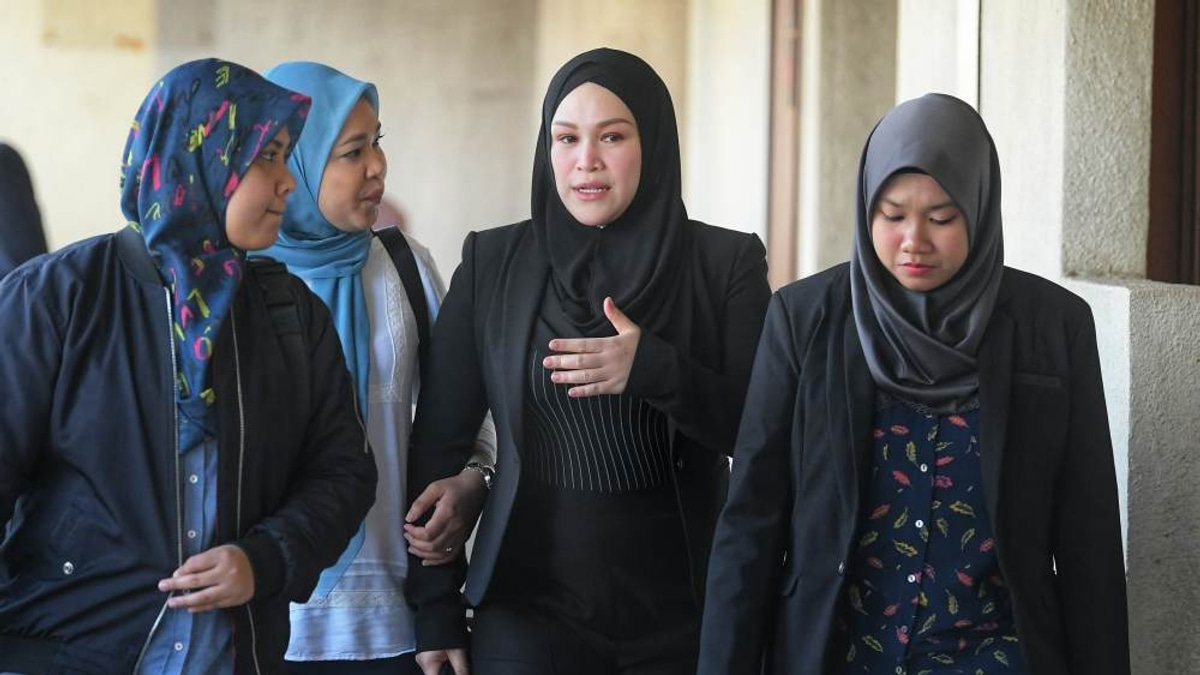 Zizie Izette Appears in Court for Verdict in RM2.8 Million Corruption Case