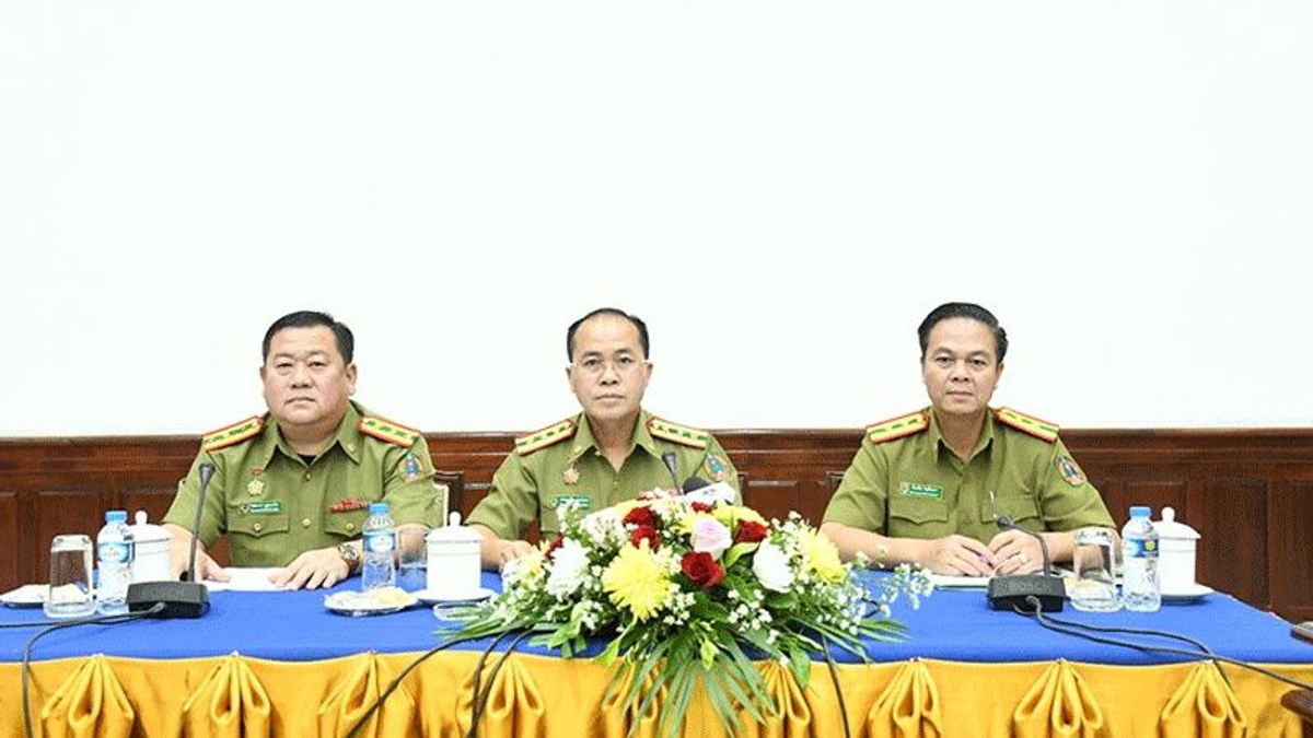 Laos indicts distillery owner, hostel staff in Vangvieng tourist deaths probe