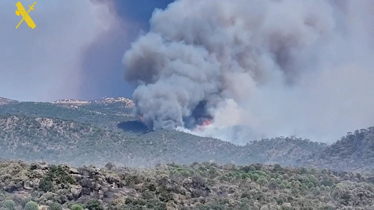 NASA's Spanish Deep Space Station Evacuated as Wildfire Threat Intensifies