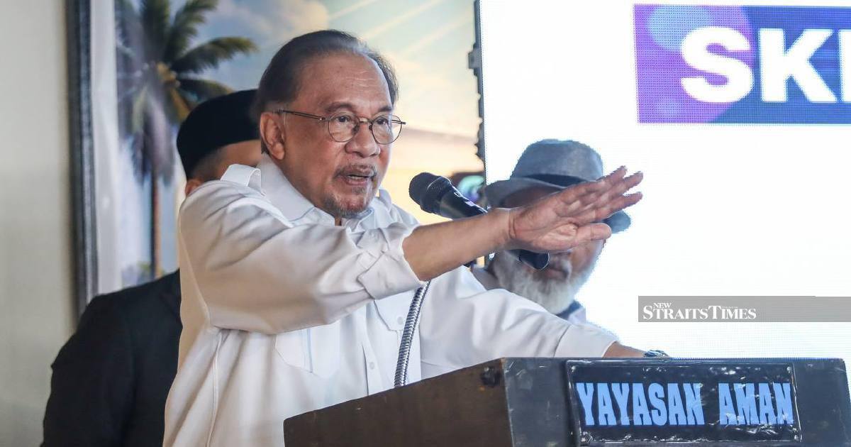 Anwar Defends Firm Stance on Protecting Public Finances Against Critics