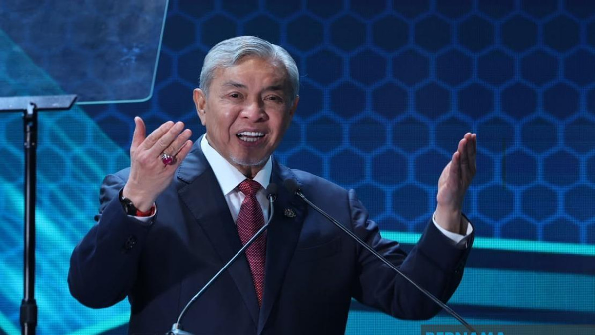 Immigration Department Must Drive Economic Growth While Securing Borders, Says Ahmad Zahid