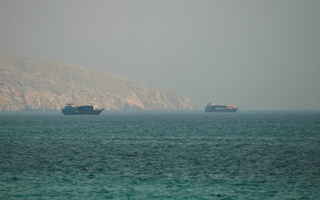Oman Rejects Mandatory Strait of Hormuz Tolls, Proposes Voluntary Service Fee Model