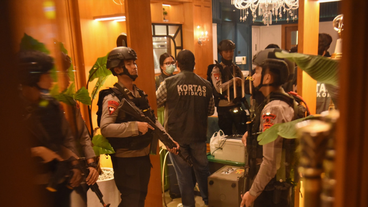 Jakarta's biggest law-enforcement scandal in years: deputy attorney general under investigation after US$26.3 million seized