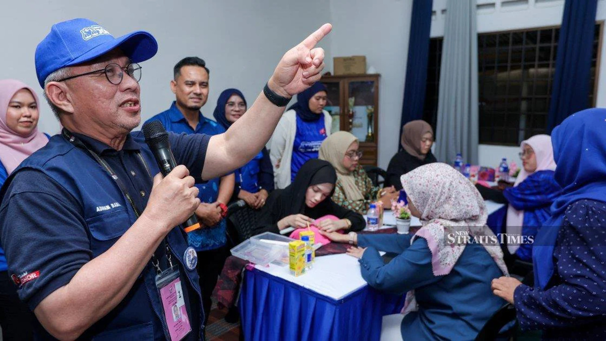 Barisan Nasional Ahead in Three Johor State Seats as Early Tallies Emerge