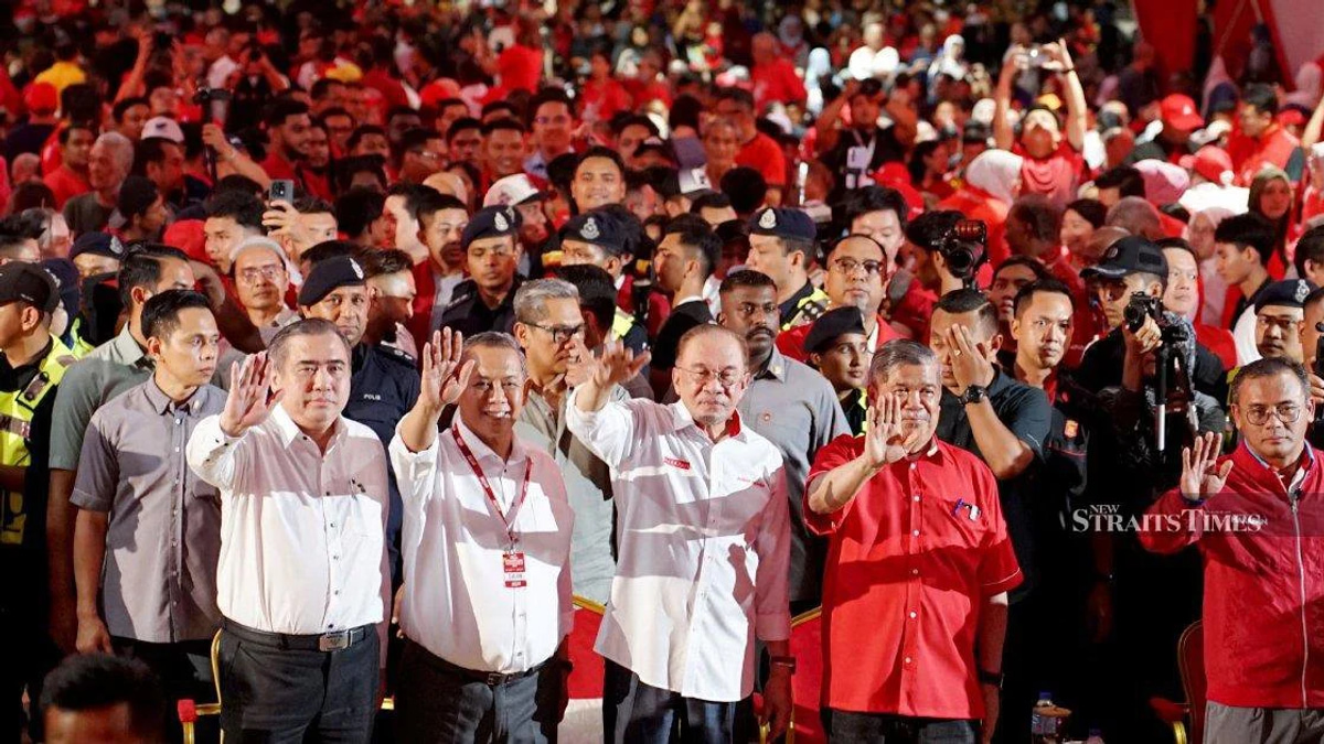Anwar Cautions Against Weaponising Royal Institution in Negri Sembilan Election