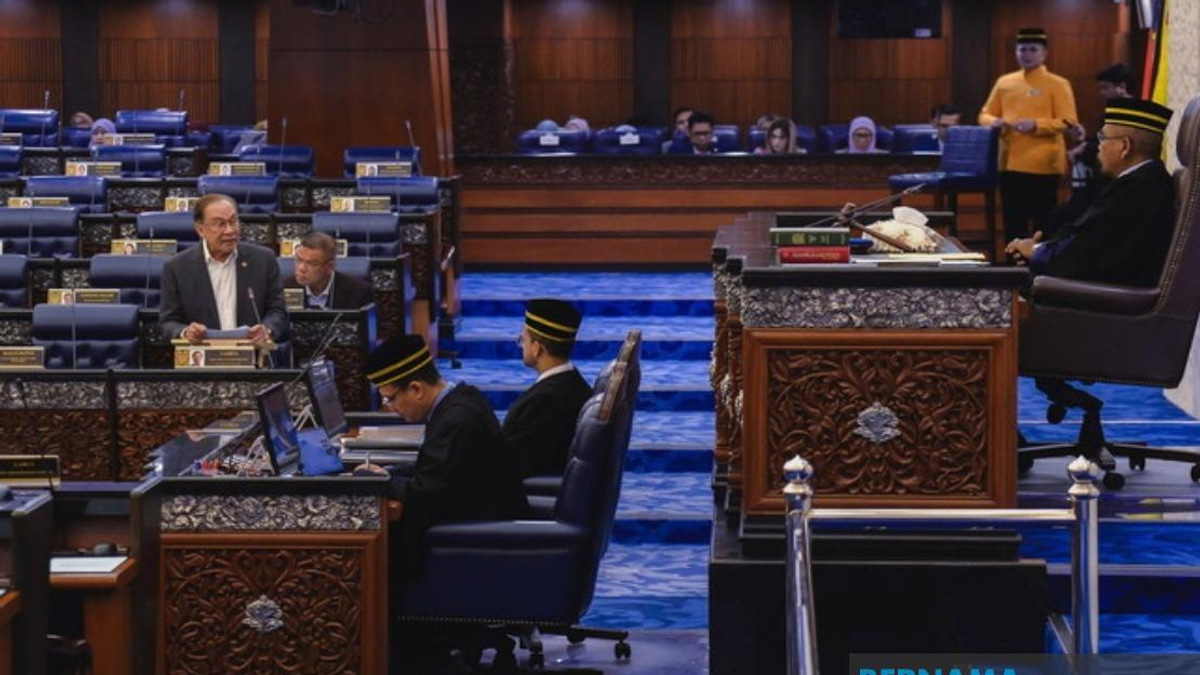 Anwar Reaffirms Ban on New Project Announcements During Election Campaigns