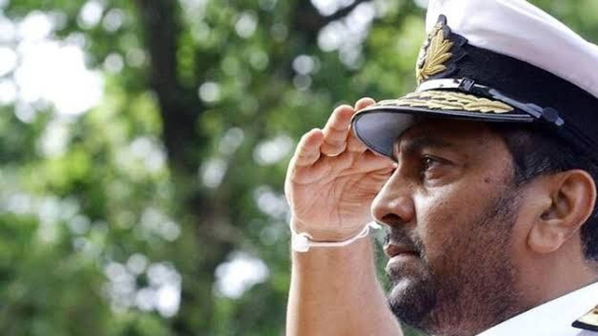 Sri Lanka Arrests Former Navy Chief in Rajapaksa Family Corruption Probe