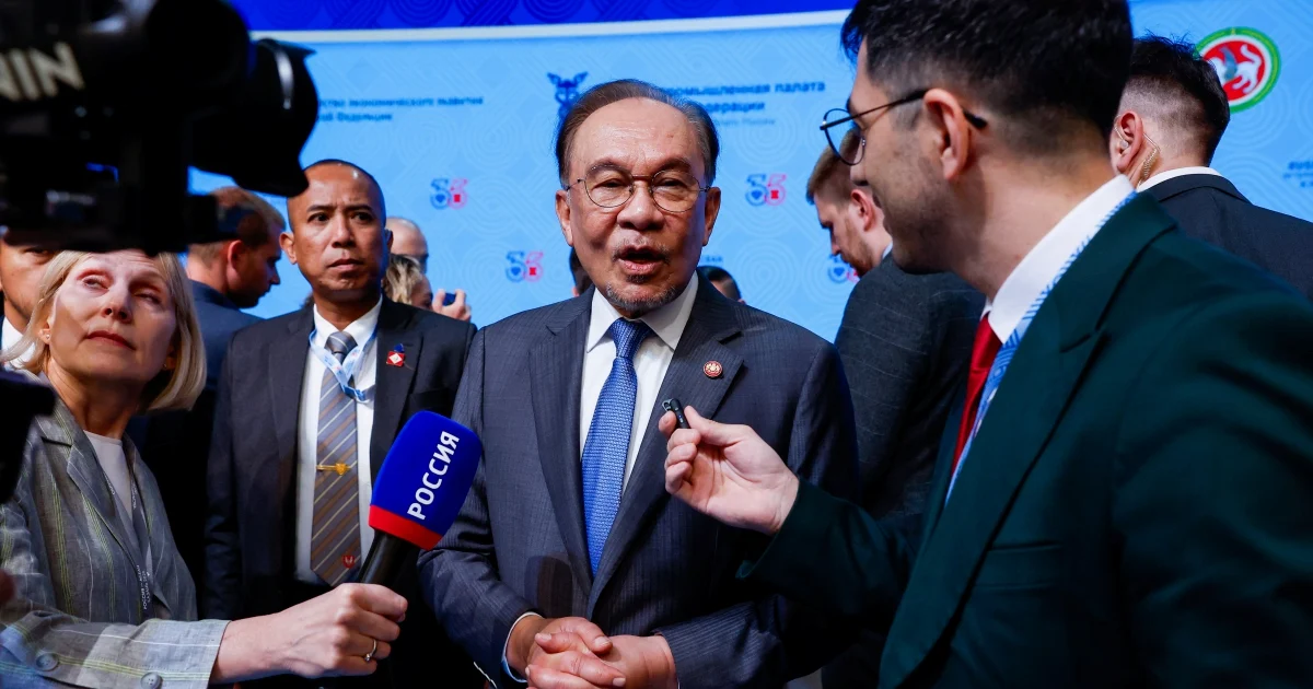 PM Anwar Ibrahim highlights cultural bonds, reveals appreciation for Russian music and literature
