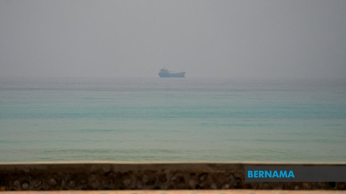 Three Oil Tankers Attacked Off Oman Coast, Crew Members Missing as Strait of Hormuz Tensions Escalate