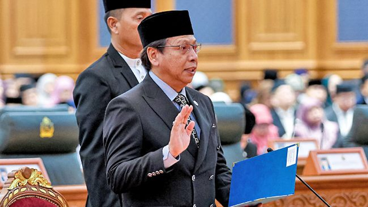 Four New Brunei Ministers Take Seats in Legislative Council
