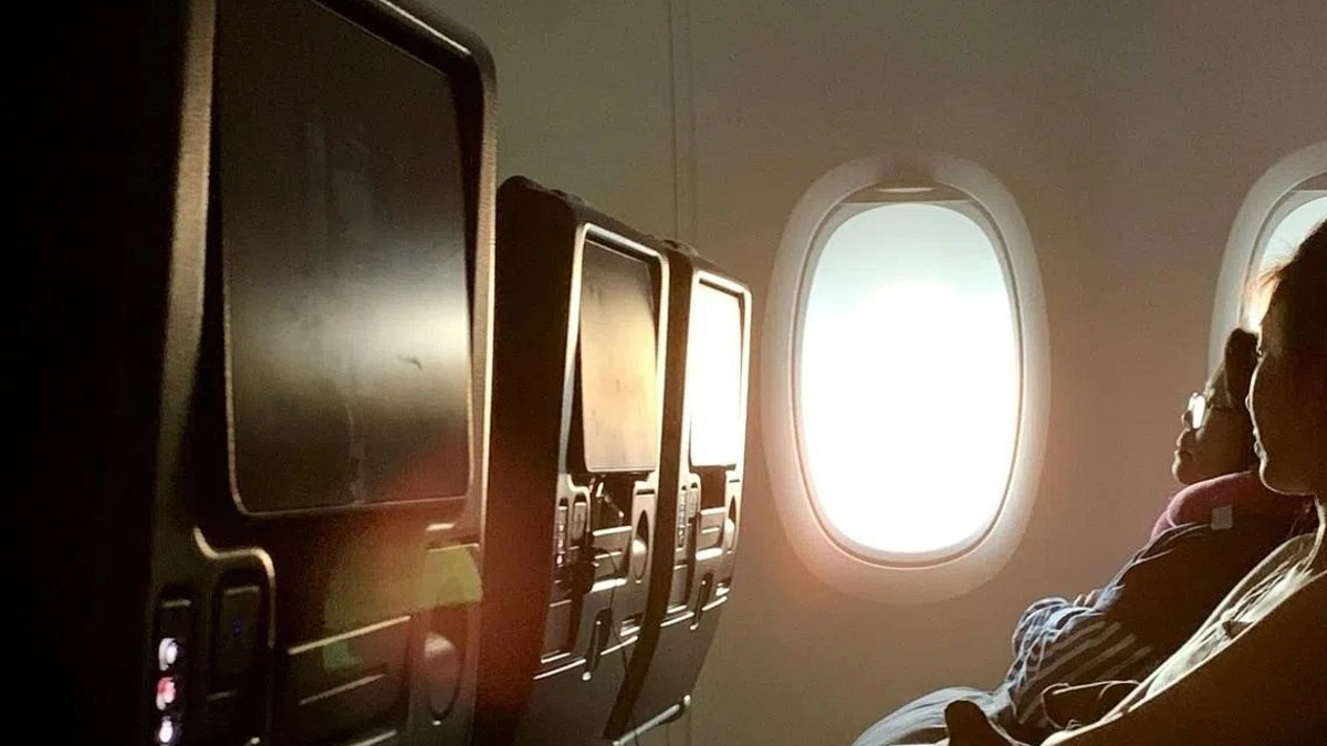 South Korean Teen Demands Better Safeguards Against Inappropriate In-Flight Content