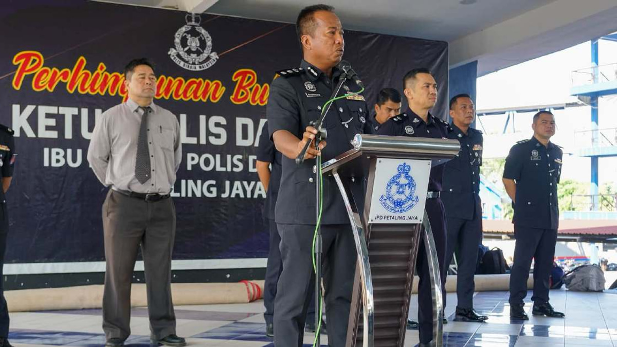Two middle-aged men arrested following high-speed pursuit in Selangor
