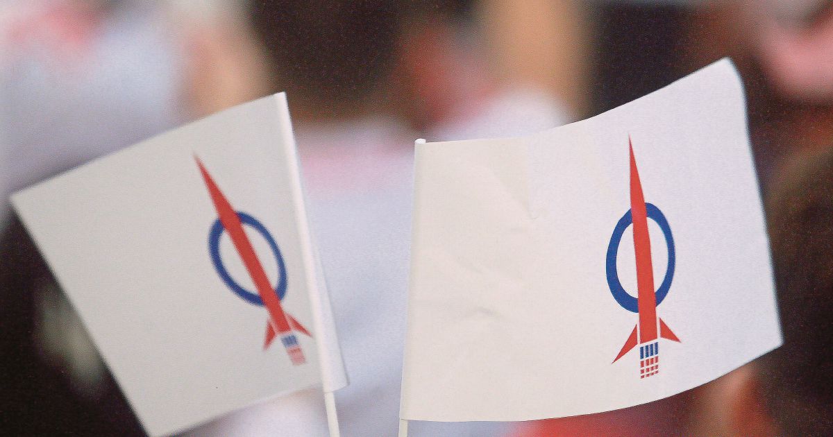 DAP's August Congress Vote Will Reveal Cracks in Anwar's Coalition