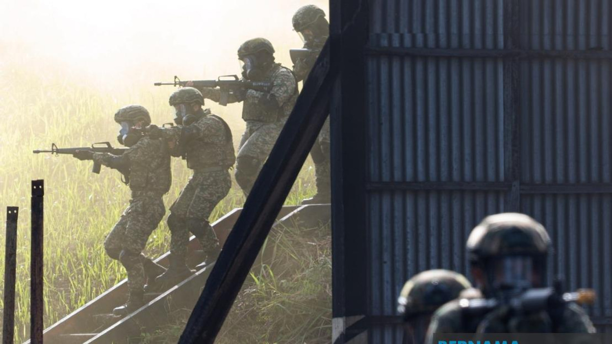 Malaysia to Boost Defence Spending in 2027 Budget, PM Anwar Confirms
