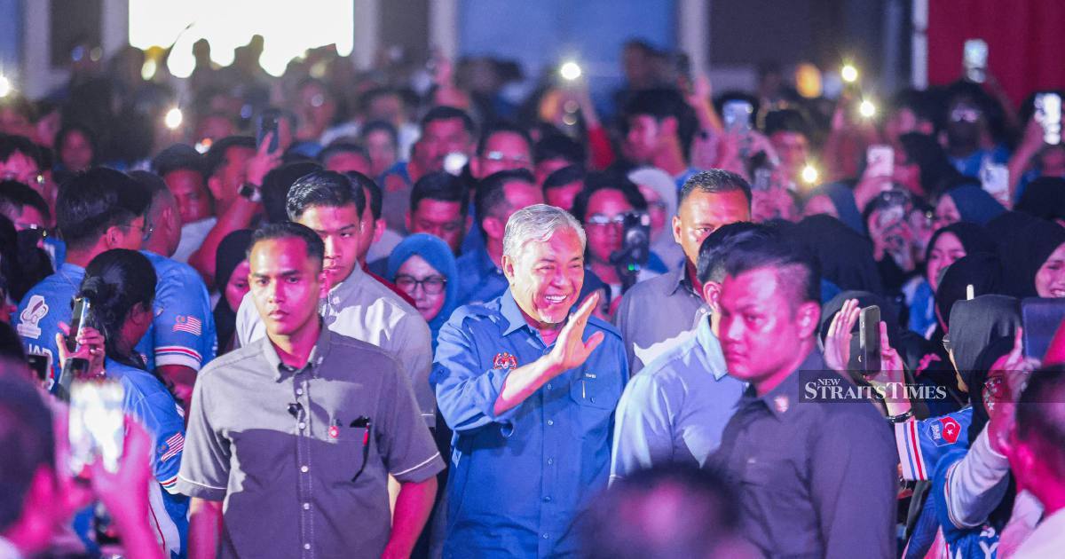Zahid Rallies Youth Support for Onn Hafiz Ahead of Johor Election