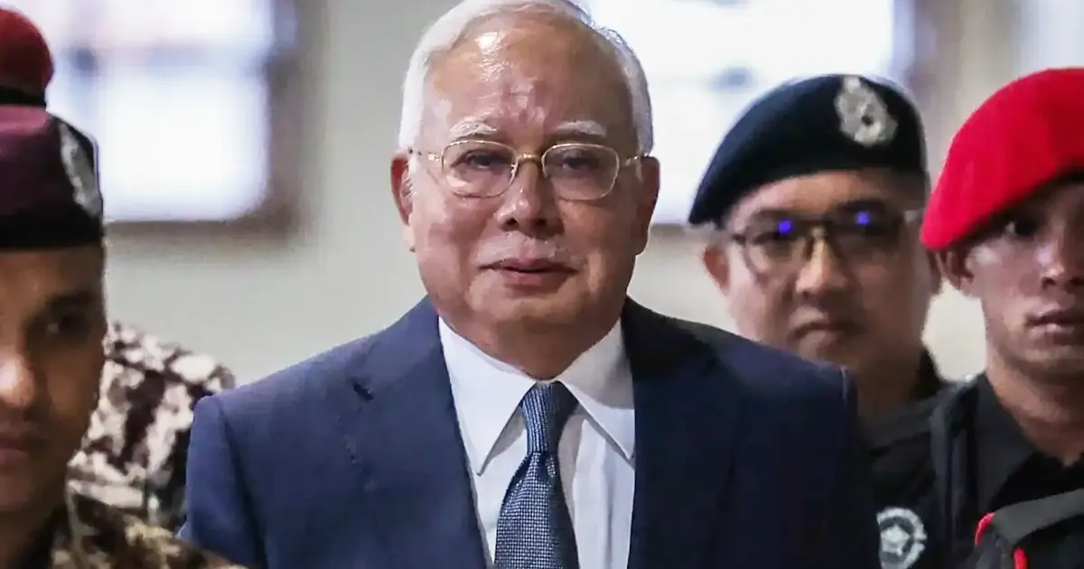 DAP Challenges MCA Over Najib Pardon Position As Umno Pressure Mounts