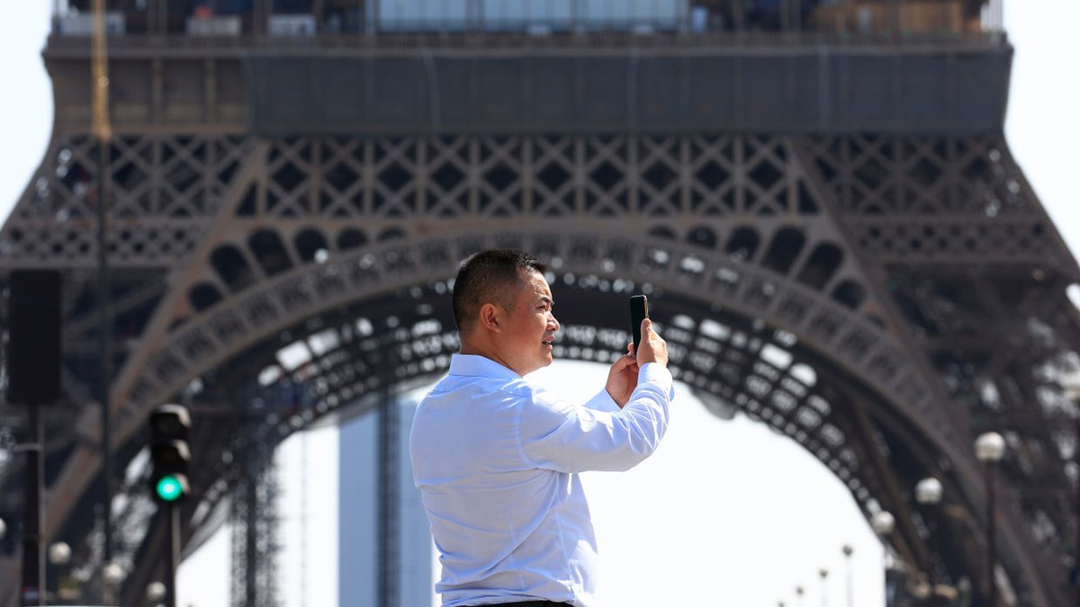 France's Ban on Unsolicited Calls Takes Effect, Setting New Regional Standard