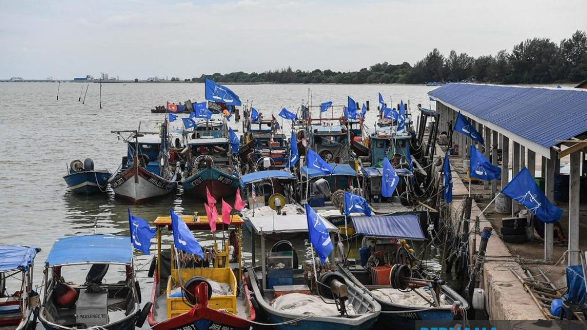 Sungai Rengit's Traders and Fishermen Look to New Assemblyman to Fix Long-Neglected Utilities
