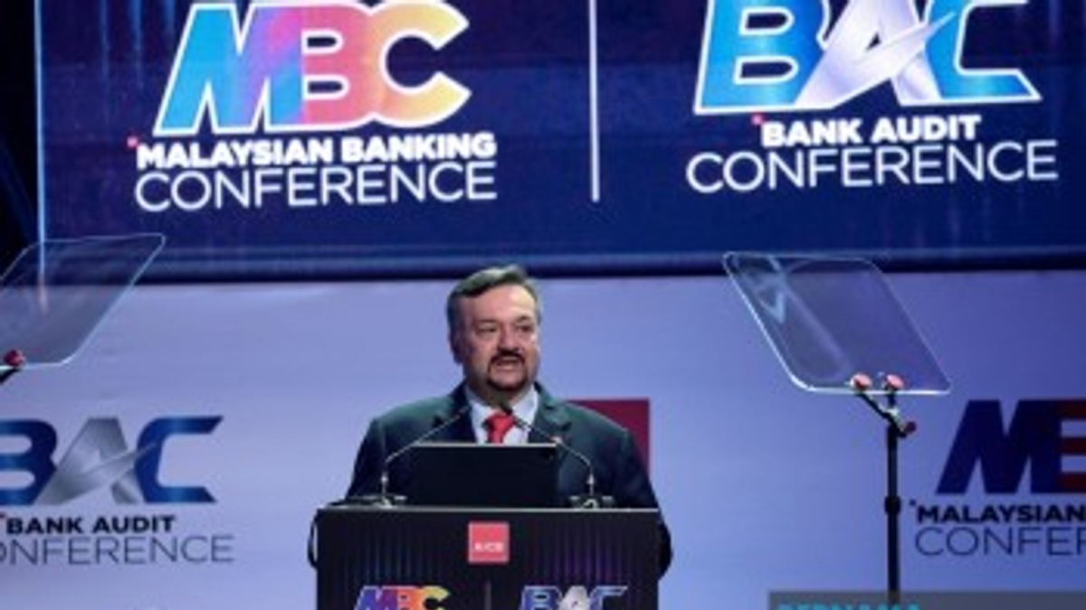 Malaysian banks must prioritise governance and trust in AI rollout, not just adoption