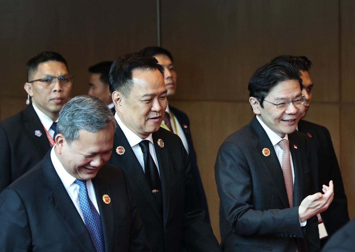 China poised to mediate Cambodia-Thailand border tensions, officials hint at openness