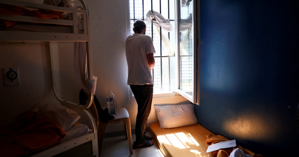 Extreme Heat Reveals Dangerous Overcrowding in Europe's Ageing Prison System