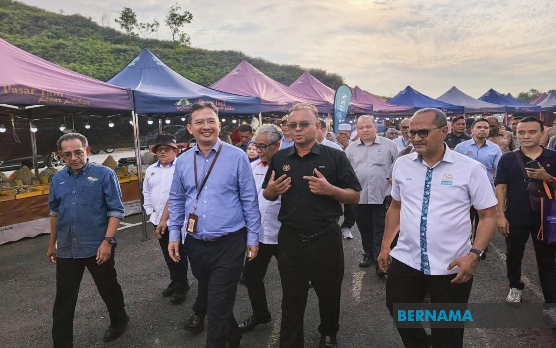 Government Ramps Up Outreach to Connect Small Traders with RM5 Billion Micro-Financing Schemes
