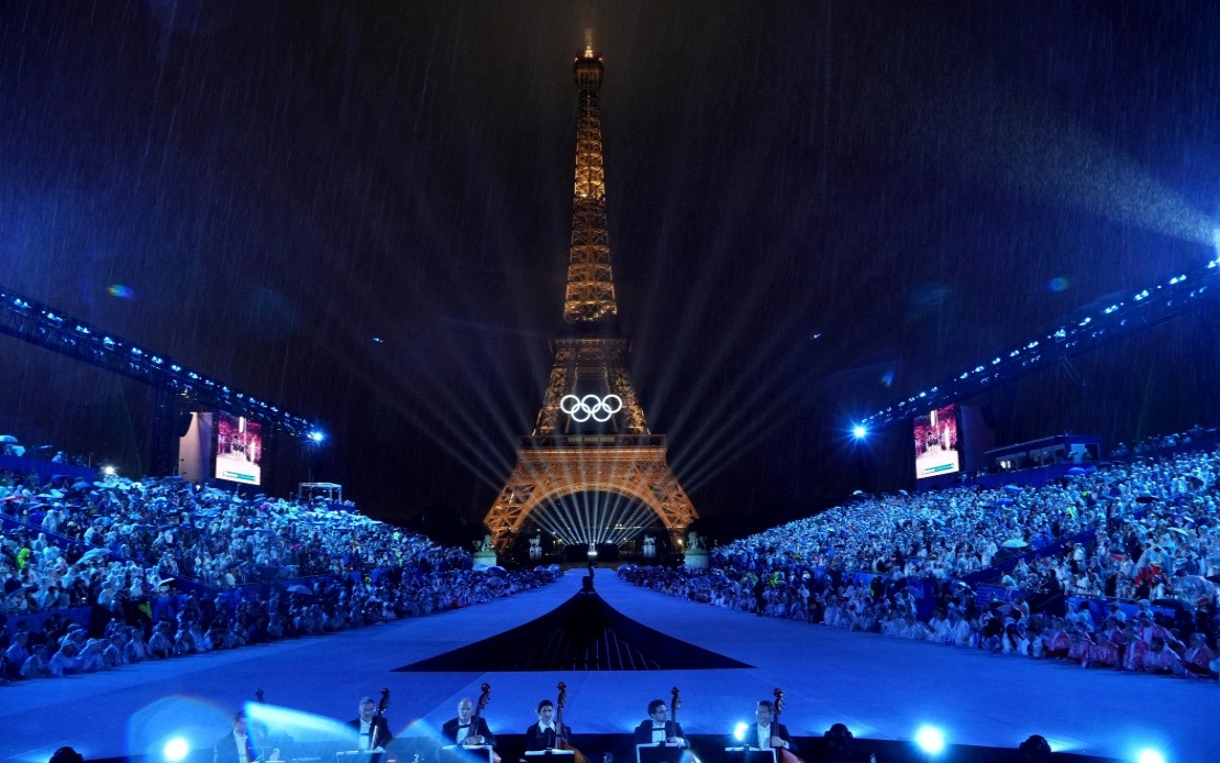 Eiffel Tower Closes Early as France Grapples With Dangerous Heatwave