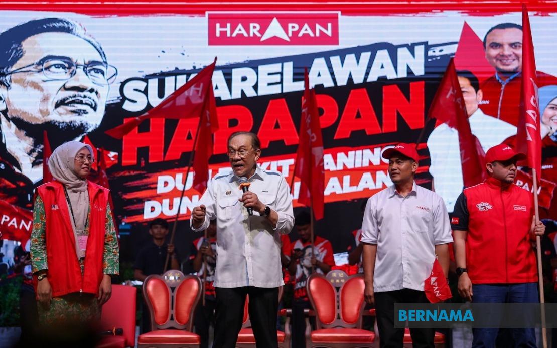 Johor Election Offers Youth Chance to Pick Leaders Focused on Their Future, Says Anwar