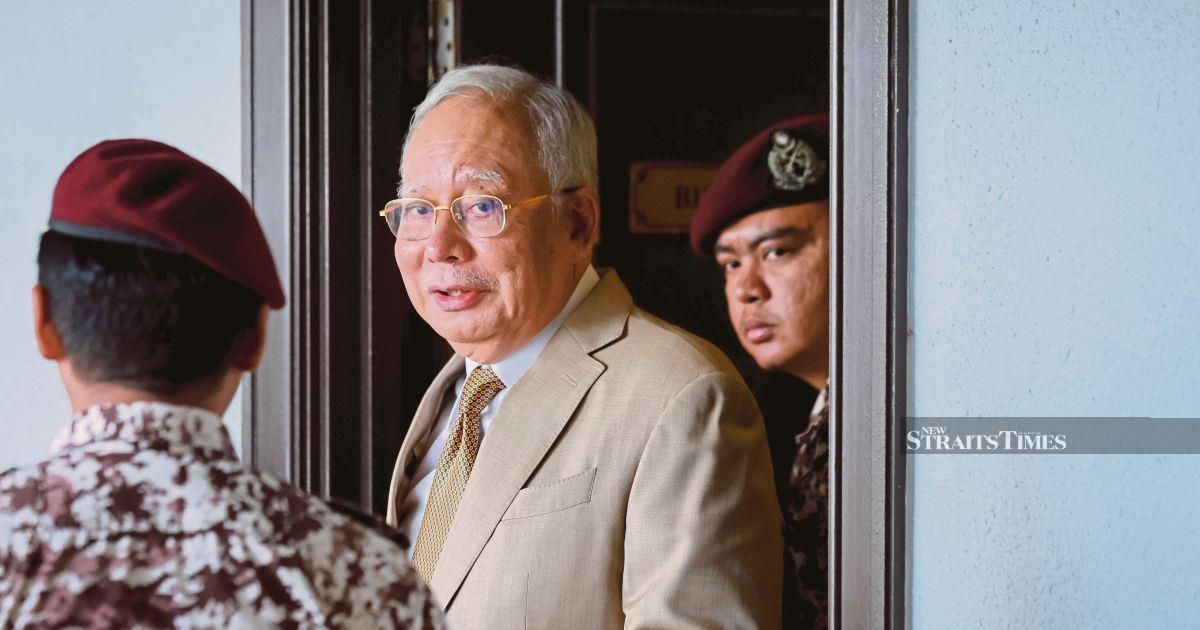 Malaysian Bar seeks to challenge Najib's reduced sentence in key court week