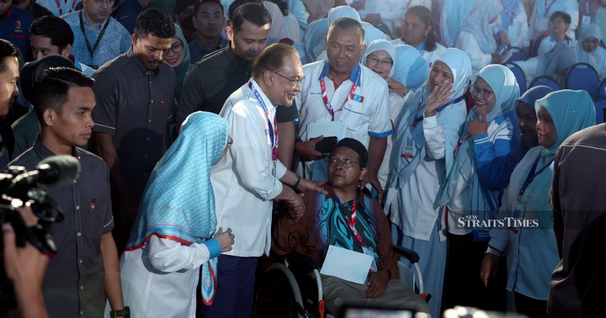 Anwar Ibrahim to Strengthen Governance Framework for State-Owned Enterprises