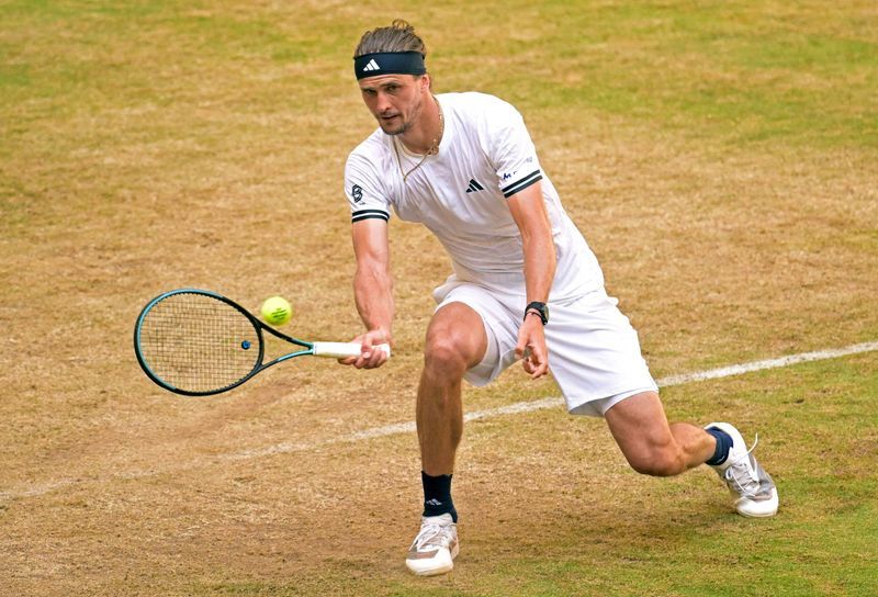 Zverev blames faulty glucose sensor for Halle defeat to Fritz