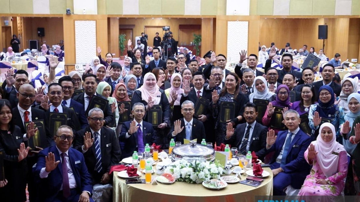 People's Economy Must Translate to Daily Benefits, Says Communications Minister Fahmi