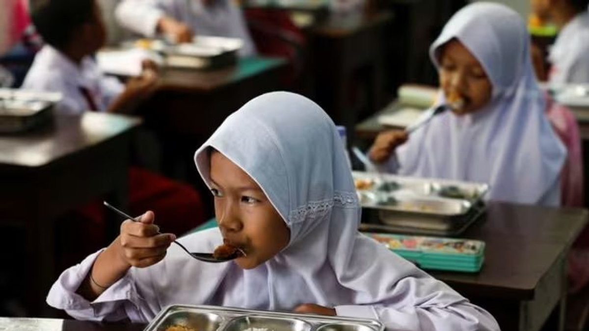 Indonesia's Free Meals Programme Loses Second Leader in Weeks as Health Crisis Deepens Agency Turmoil
