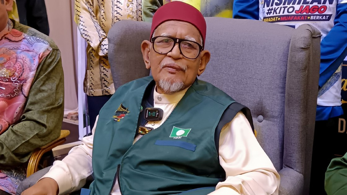 Hadi Rebuffs Muhyiddin's Toxicity Allegation, Blames Bersatu for PN's Troubles