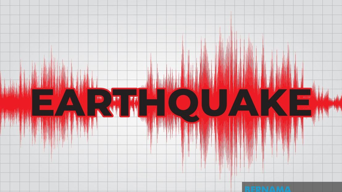 Powerful 7.7-Magnitude Earthquake Strikes Flores Region, Indonesia Issues Tsunami Alert