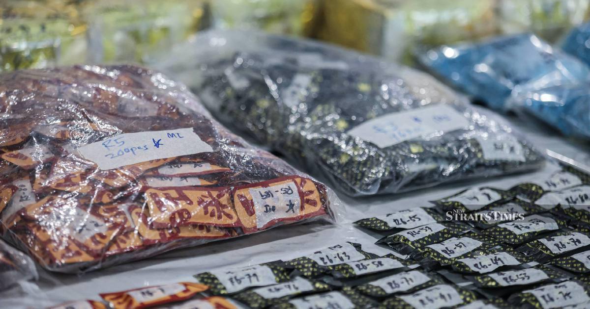 Two brothers busted in RM6.85mil drug smuggling attempt off Johor coast