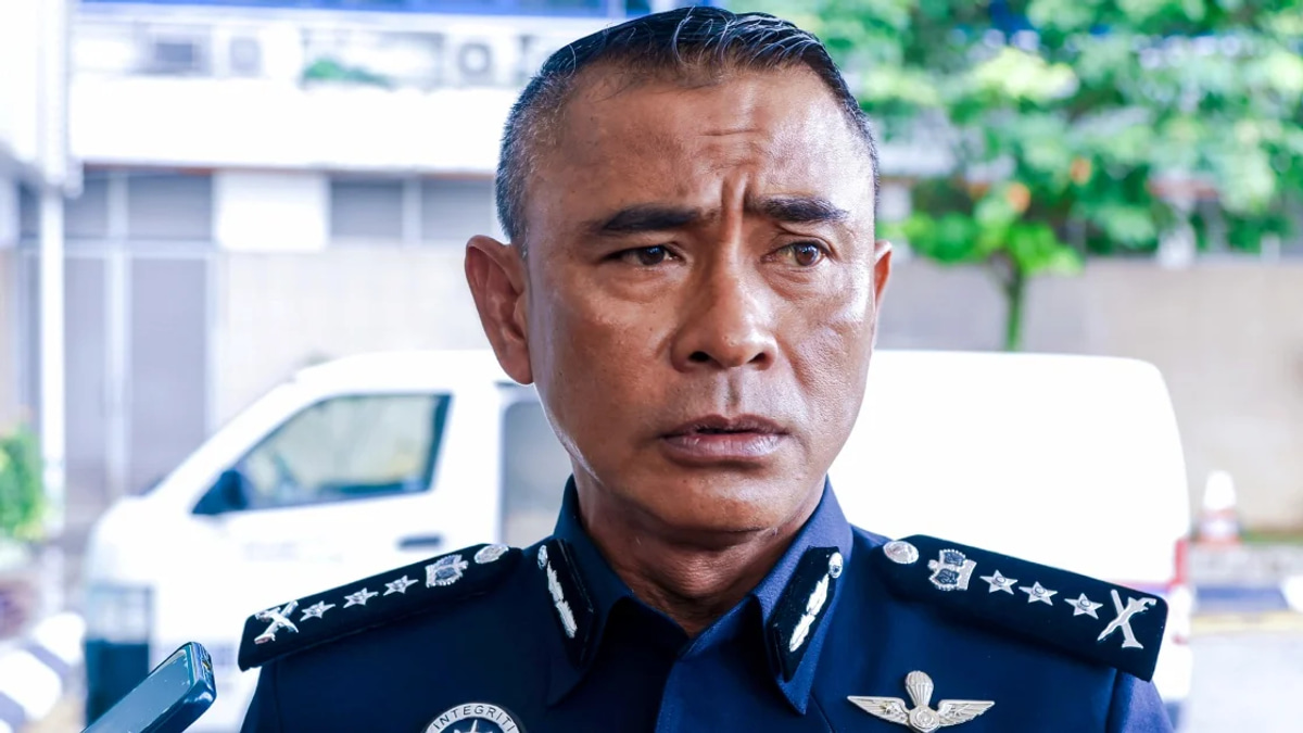 Two held after dramatic drug chase ends in KL crash