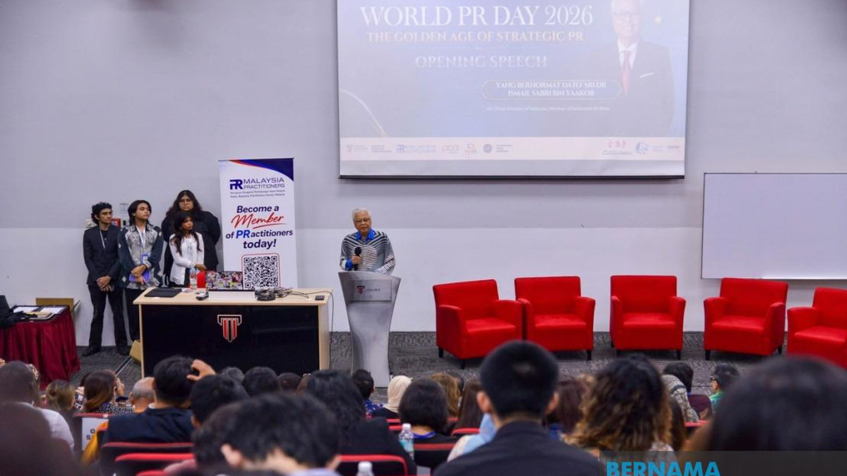 Integrity and Trust: Ismail Sabri's Blueprint for Effective Communication in the Digital Age