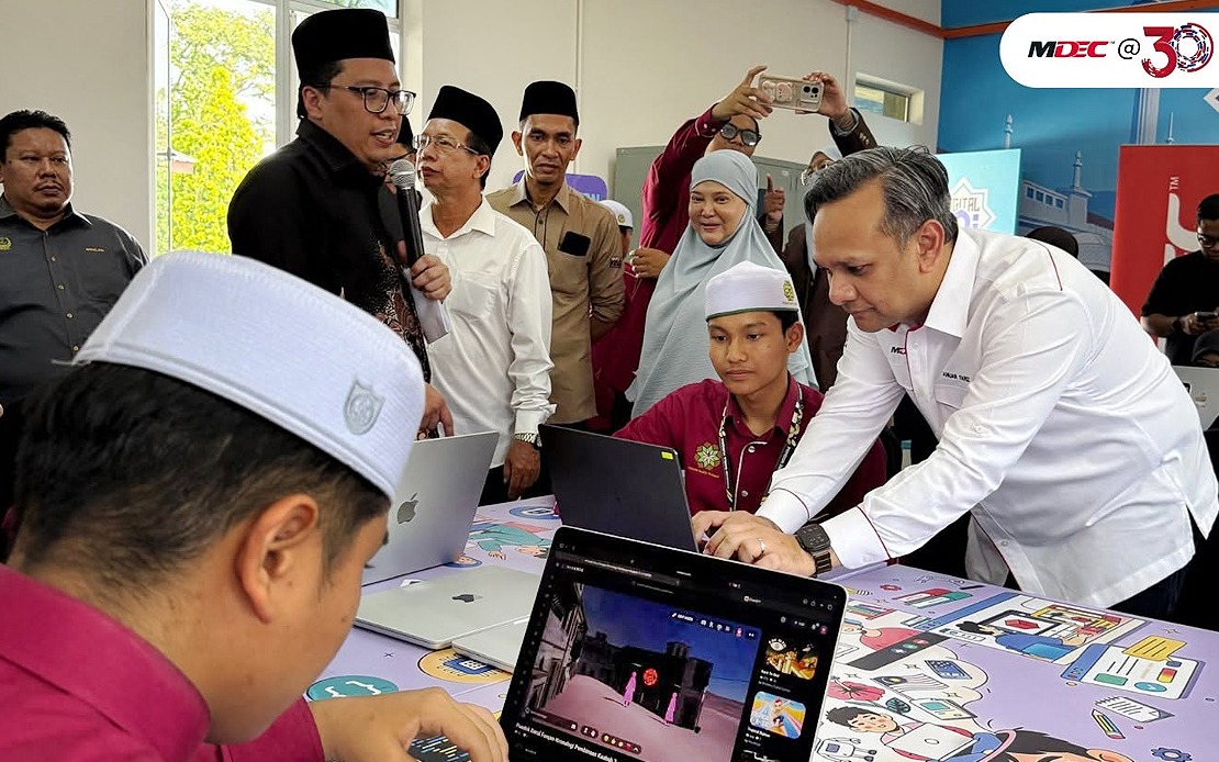 Malaysia's Islamic Schools Get Digital Maker Hubs to Build AI-Ready Talent
