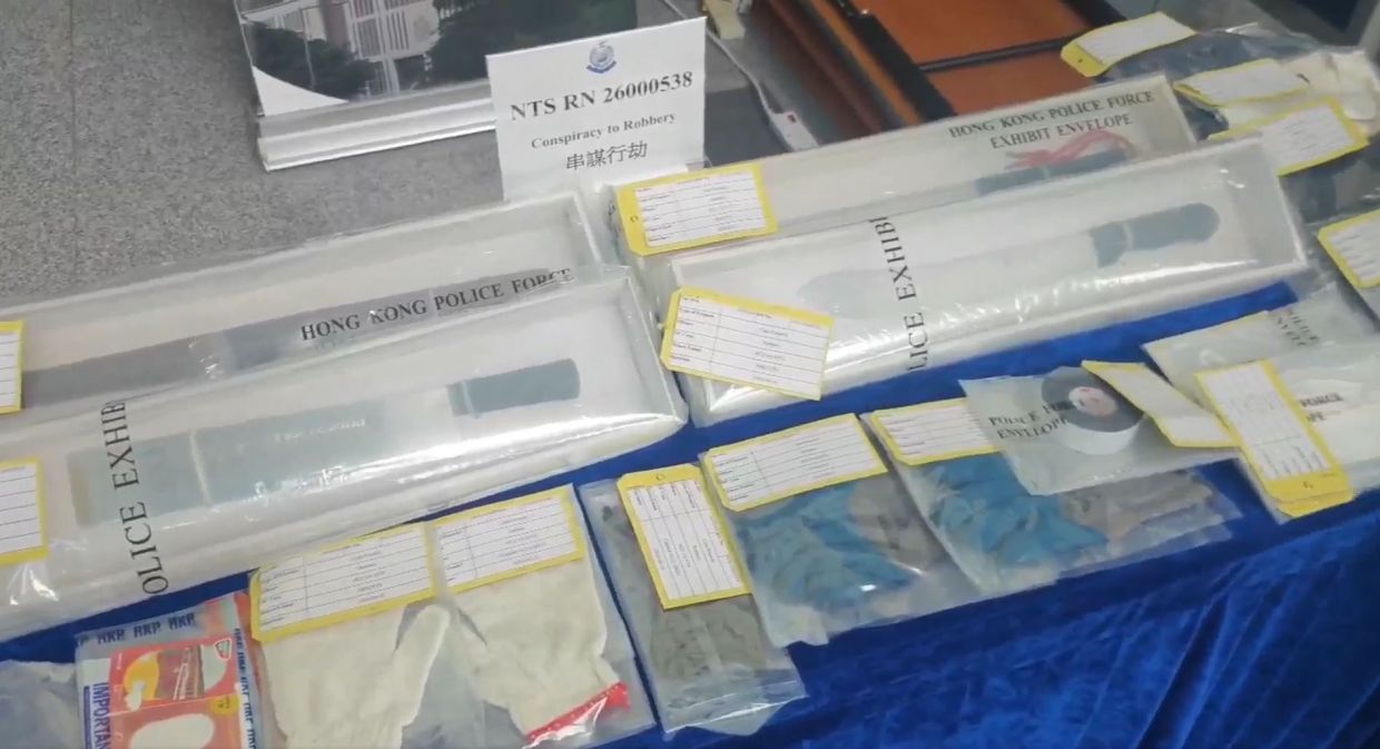 Hong Kong Airport Gold Heist: Seven Arrested After HK$7 Million Robbery and Stabbing