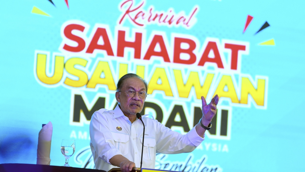 Cabinet Fully Supports Initiatives for Malays and Islam, Says Anwar