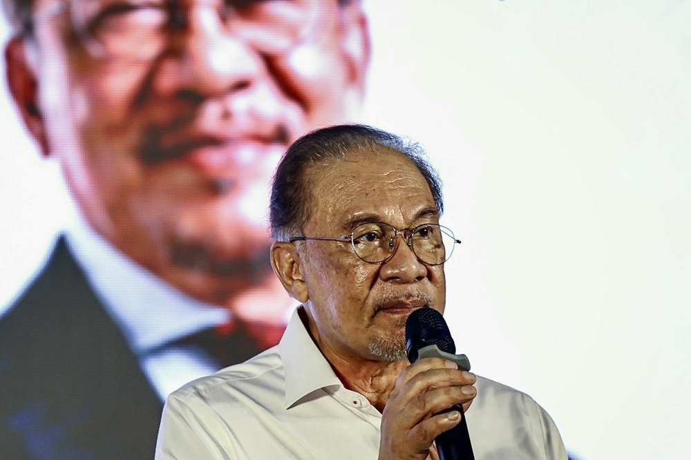 Anwar awaits full details on Melaka DAP crisis as Pakatan leadership prepares response