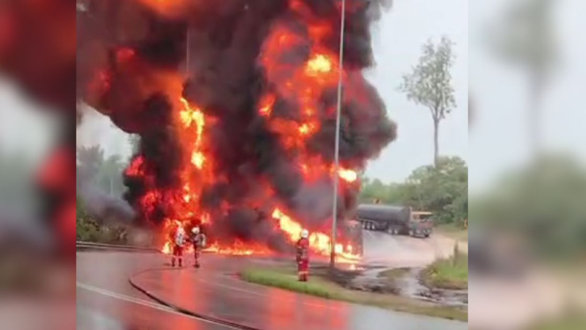 Fuel Tanker Driver Held in Custody Over Fatal Temerloh Crash