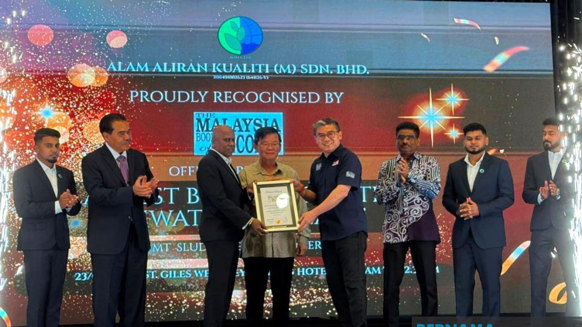 Malaysian Water Treatment Firm AAK Sets National Record with Revolutionary Dewatering Plant