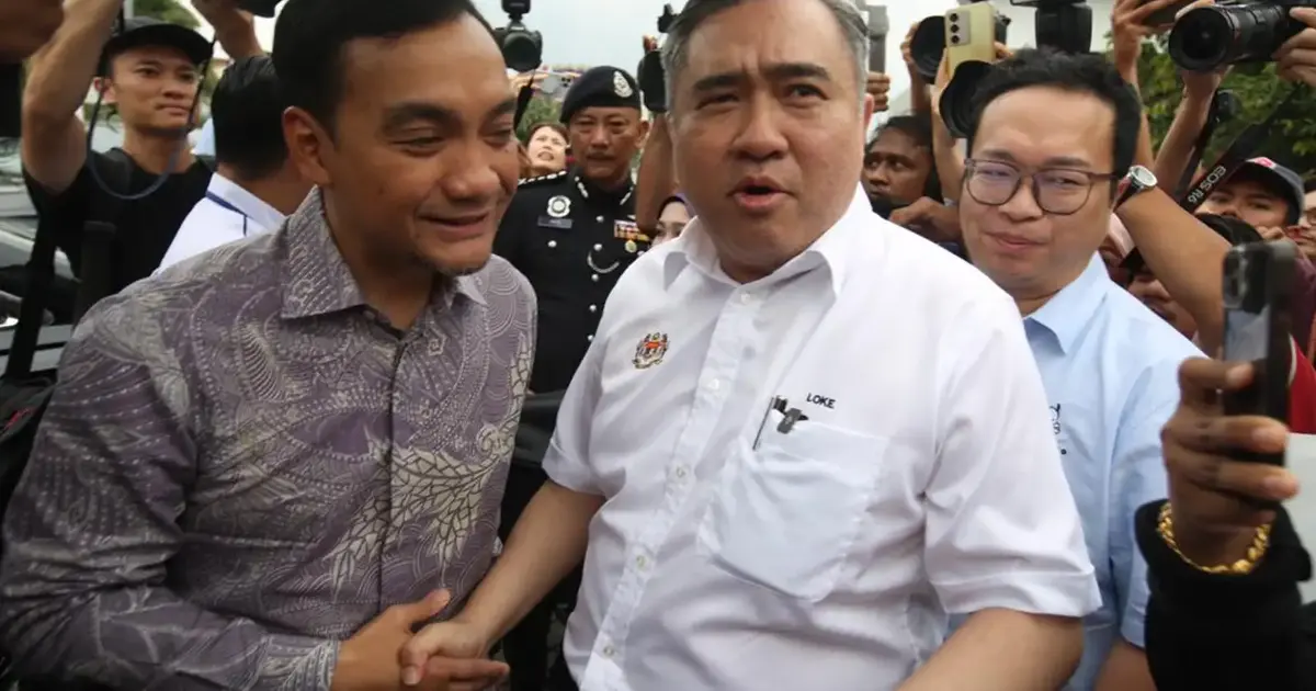 Loke and Onn Hafiz Navigate Cautious First Meeting Following Public Feud