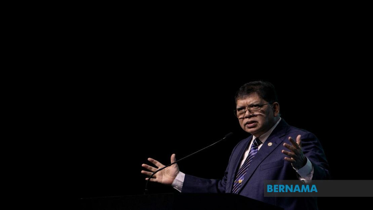 Parliament Speaker Johari Unveils Three-Pillar Strategy for Democratic Renewal and Youth Engagement