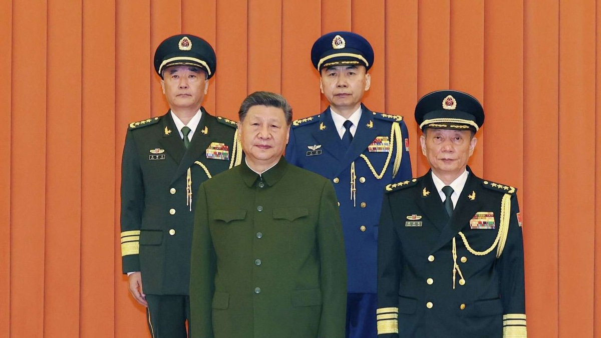 China Elevates Two Generals as Military Purge Creates Leadership Vacancies