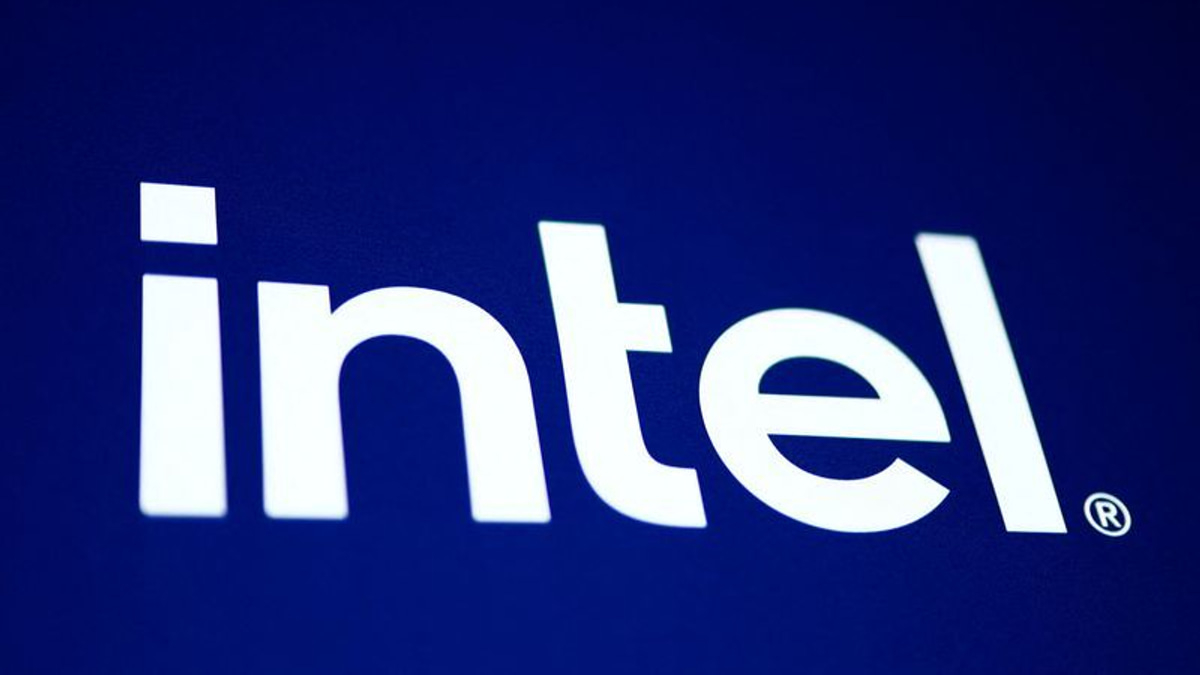 Intel commits €5 billion to expand AI chip production at Irish facility